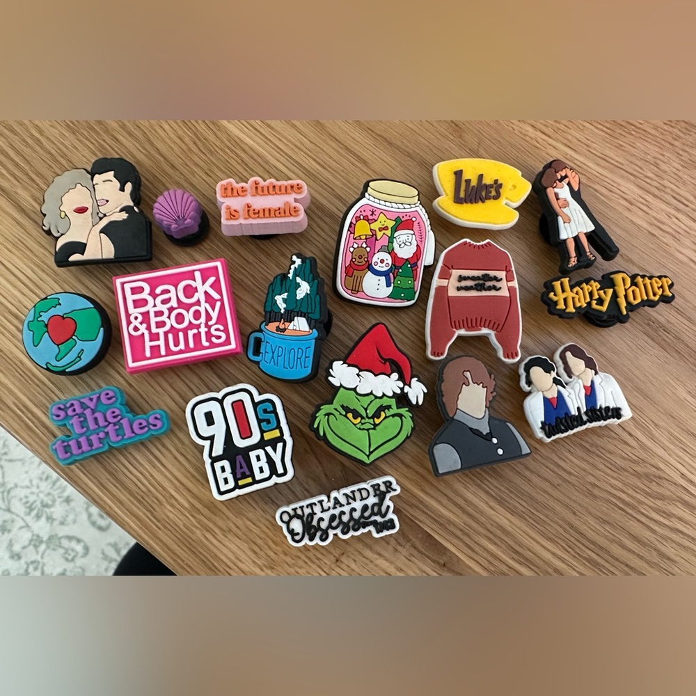 Croc Charm Set (Everything pictured is included)